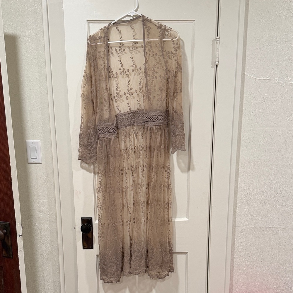 Two Source Unknown Sheer Lace Kimonos in Beige & Light Brown